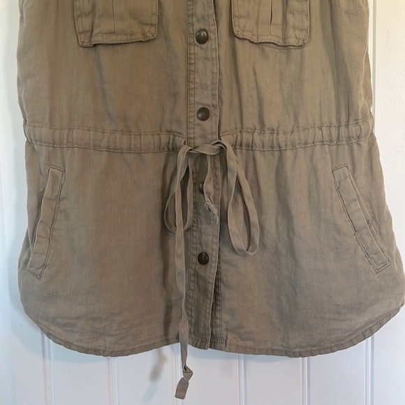 Kut from the Kloth Linen Utility Vest Size M - Picture 2 of 6